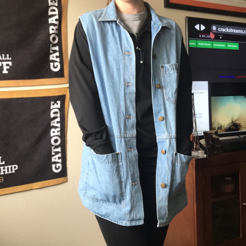 ⭐️90s Vintage blue jean vest or dress - Picture 12 of 13